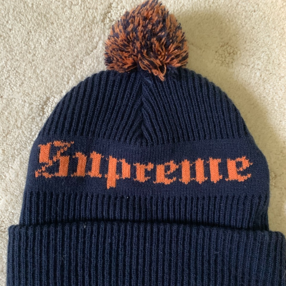 Supreme winter hat